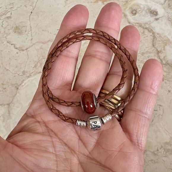 Pandora Leather Double Wrap Sterling Silver Barrel Clasp Bracelet & Pandora Bead - Picture 2 of 9